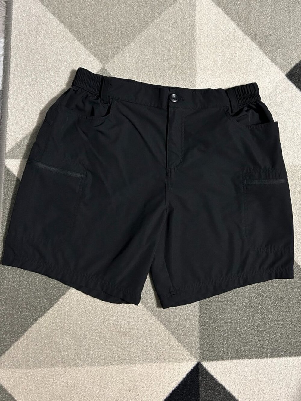 WILLIT Lightweight Black Hiking Cargo‎ Shorts Side Zipper Pockets Women's Size L